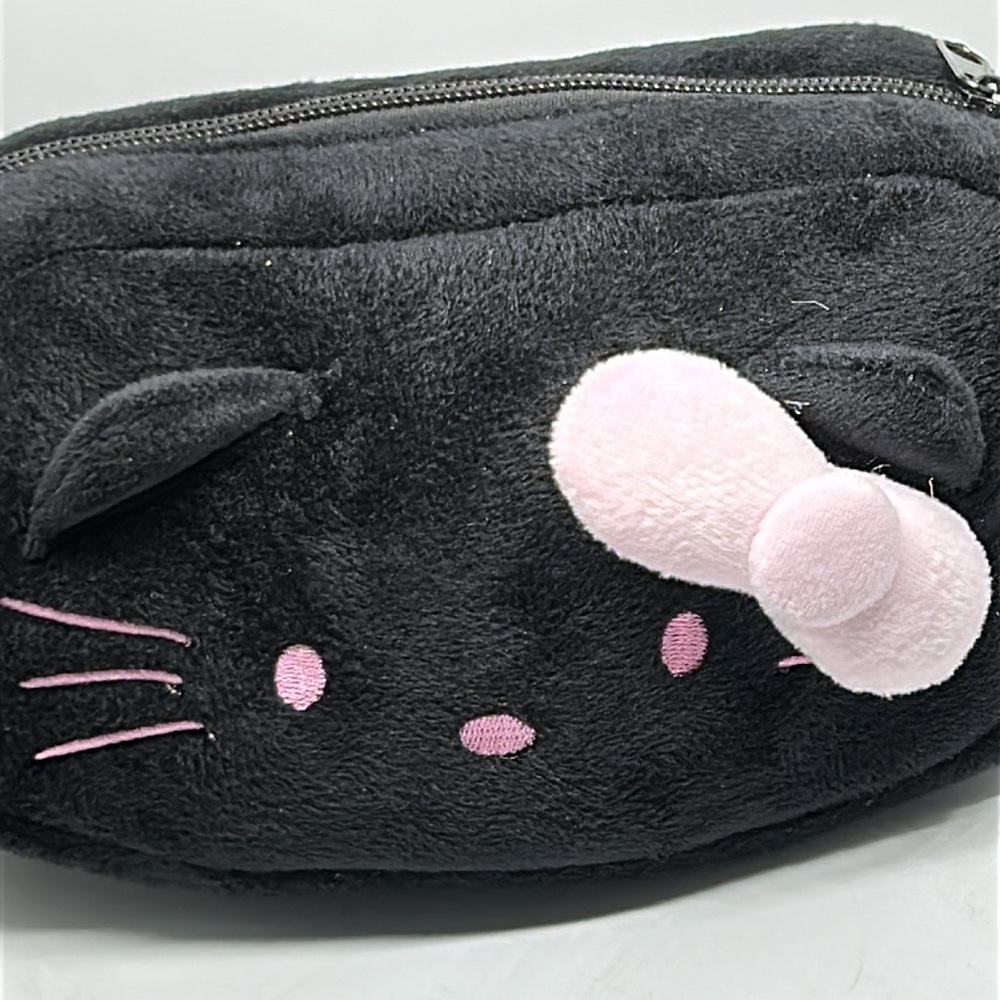 Black Plush Hello Kitty Bag with 🎀